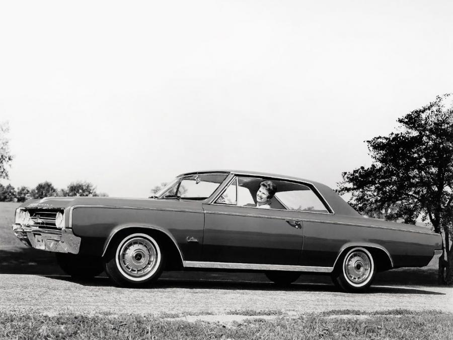 Oldsmobile F-85 Cutlass Holiday Coupe '1964